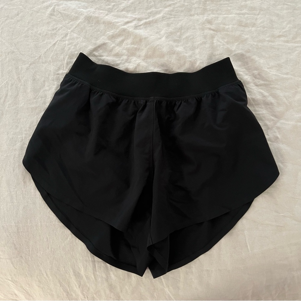Black shorts (reserved)